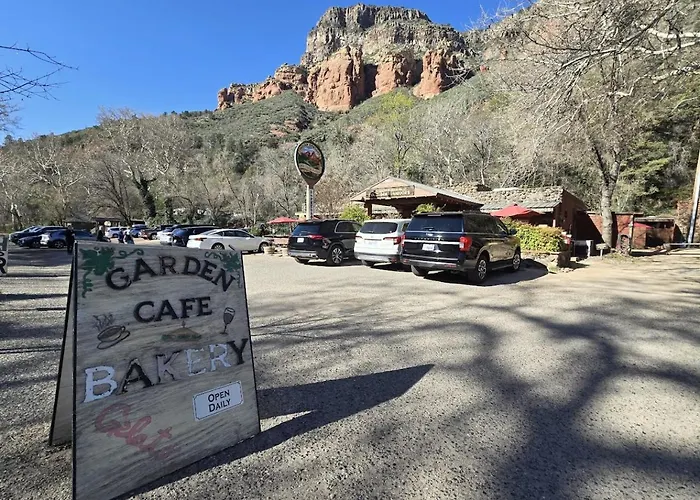 Holiday home Of The World Retreat Oak Creek Canyon *